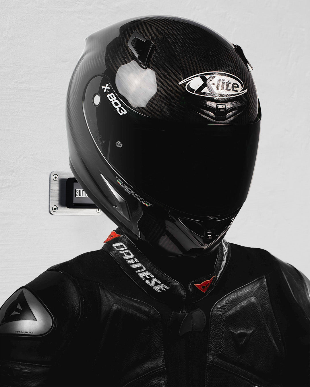 PRO V4 - Midnight Black