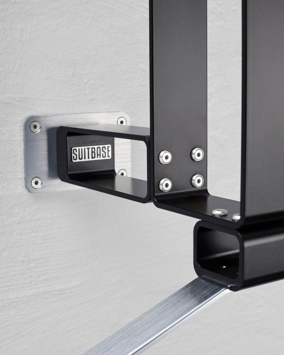 SUITBASE® - PRO V4 - Midnight Black - Motorrad Garderobe
