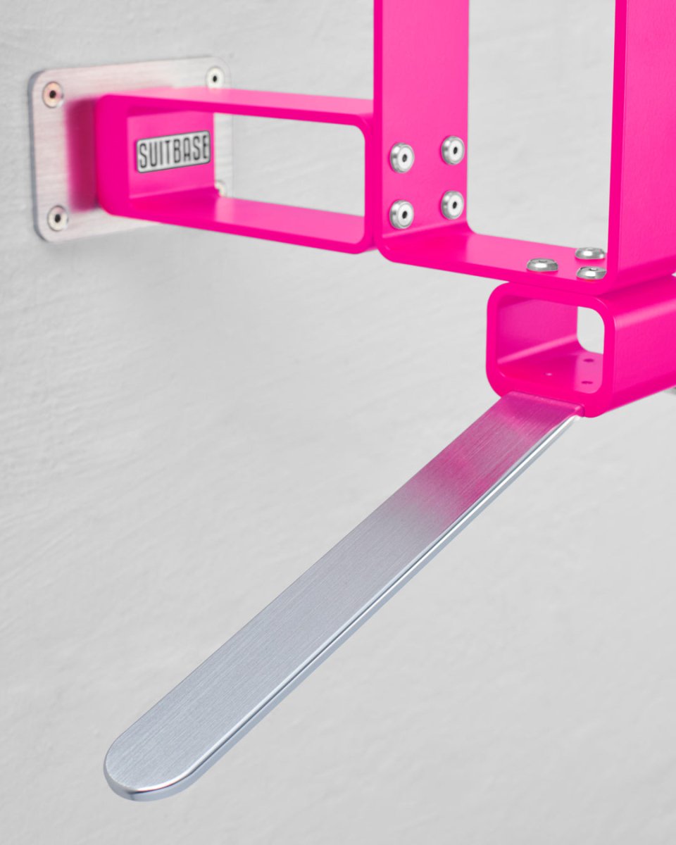SUITBASE® Exclusive - PRO V4 - Neon Pink - Motorrad Garderobe