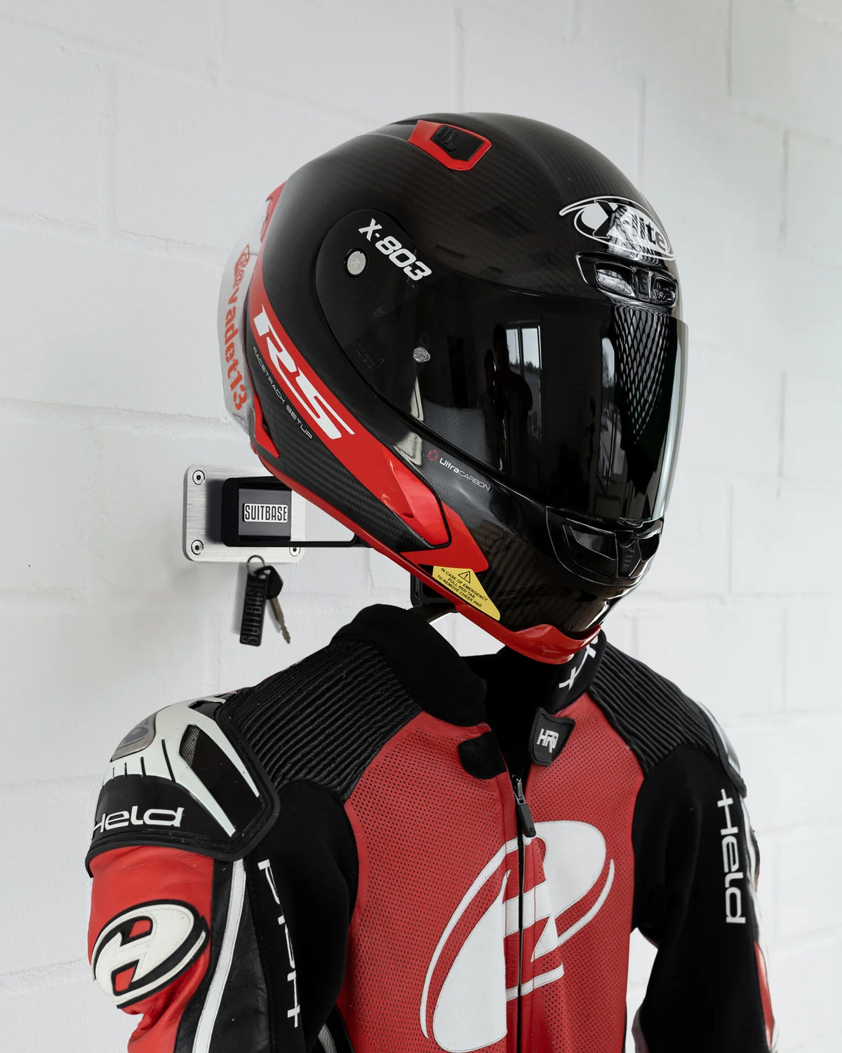 PRO V4 - Midnight Black