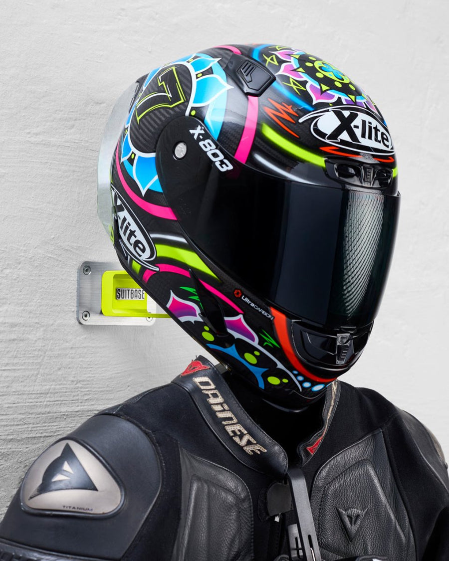 SUITBASE® Exclusive - PRO V4 - Neon Yellow - Motorrad Garderobe